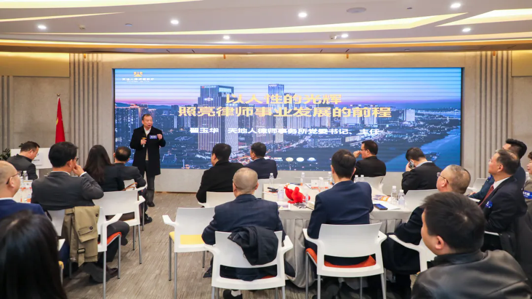 640.webp (9).png 640.webp (9).png