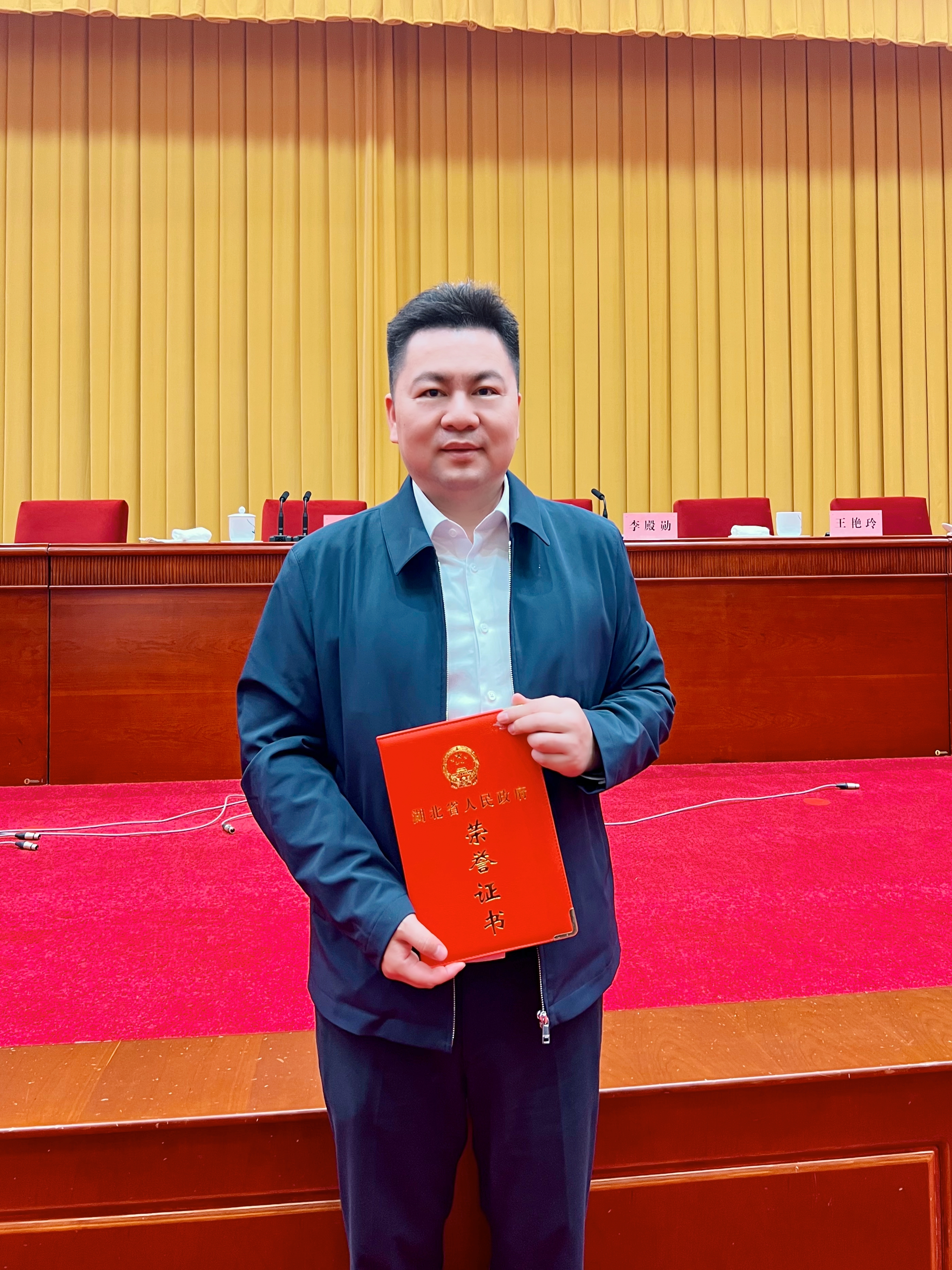 cd067f933d8a42127b55e1578edac99.jpg cd067f933d8a42127b55e1578edac99.jpg