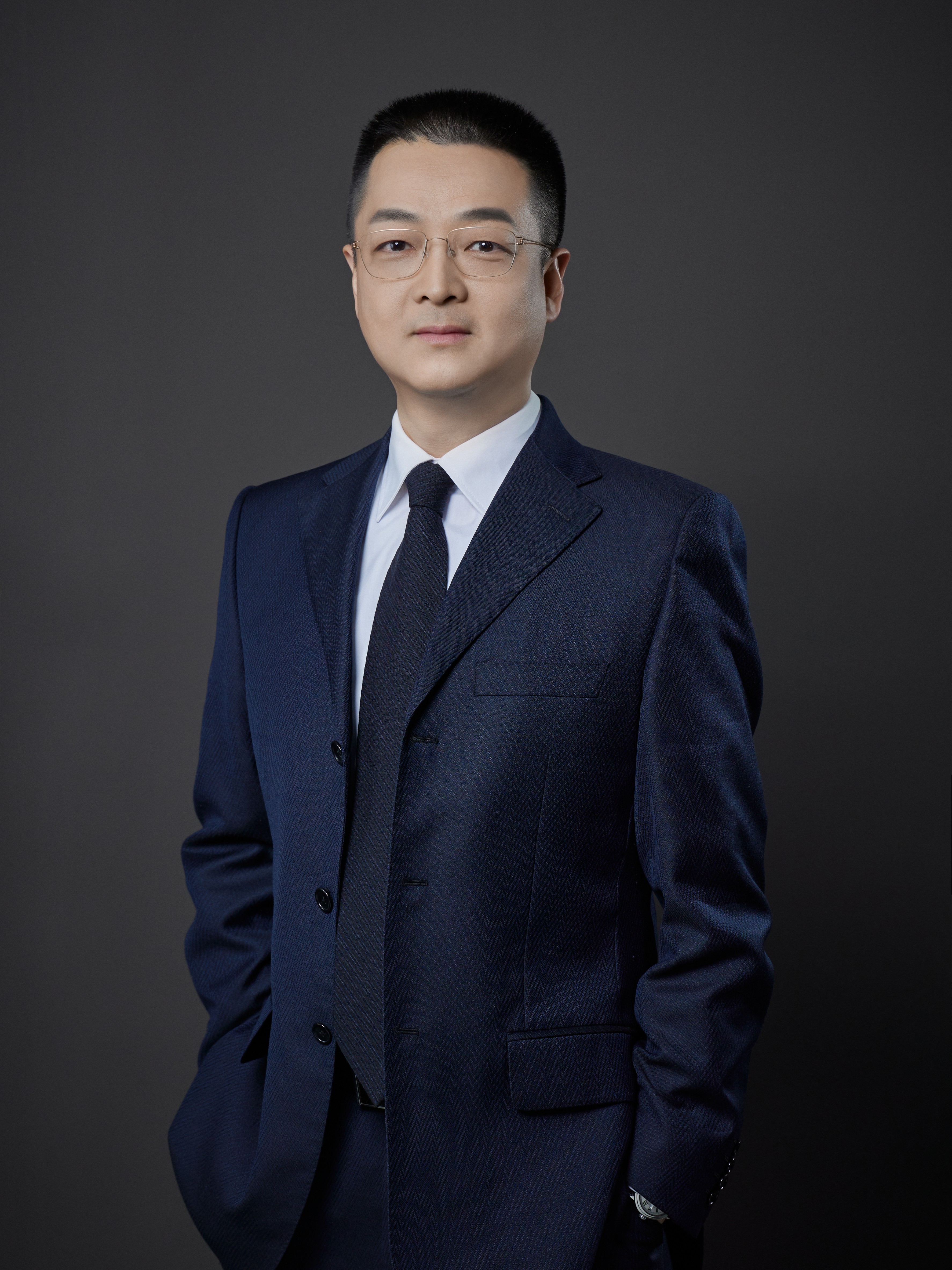 劉洋.jpg 劉洋.jpg