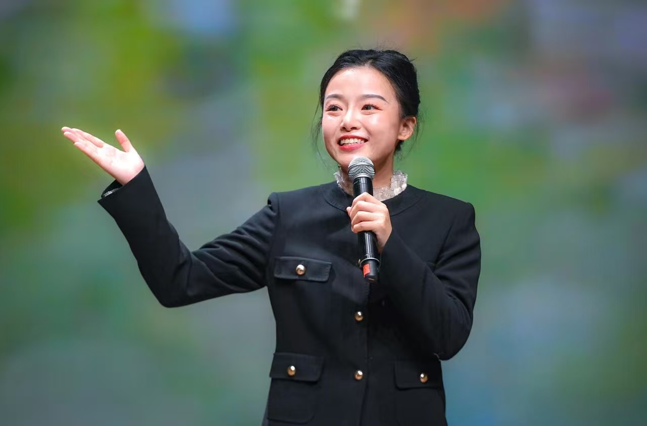 李江秀美.jpg 李江秀美.jpg